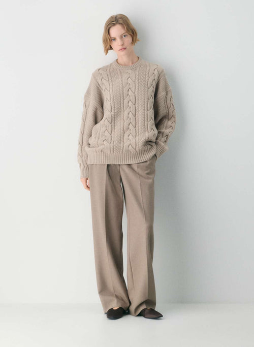 Vivelane Heritage Merino Wool Cable Knit Crewneck Sweater